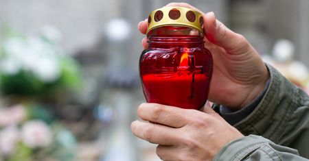 Drożyzna opanowała cmentarze. Takie są ceny w Warszawie