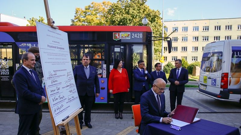 Autobus MPK Lublin podwiezie wszystkich chętnych do punktu szczepień