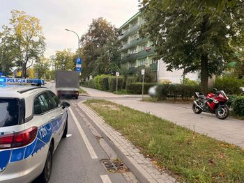 Zderzenie na Kilińskiego w Płocku. 74-letni kierowca miał nie ustąpić motocykliście!