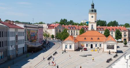 Pogoda w Białymstoku. Prognoza na poniedziałek 24 listopada. Mróz i przelotny lekki śnieg w południe i po południu