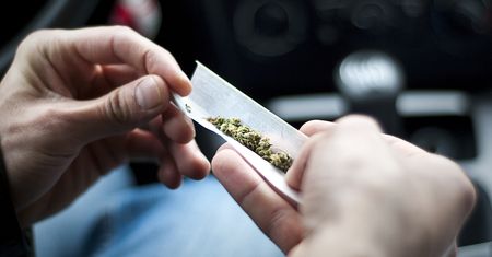 Coraz więcej osób prowadzi samochody pod wpływem narkotyków?