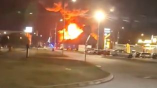 Potężny pożar hali w Słubicach. Spłonął sprzęt AGD