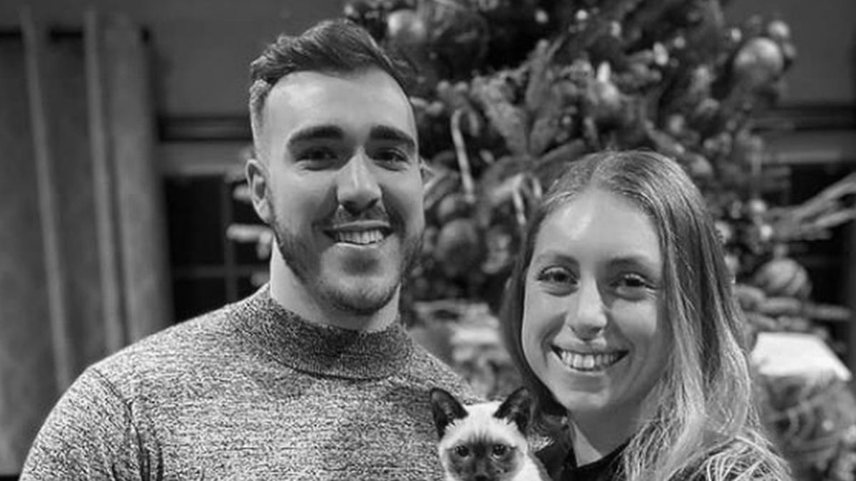 Francis Perron (z lewej) zmarł w niewyjaśnionych okolicznościach