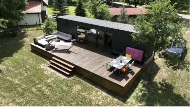 Domek z kontenera Mandaryny