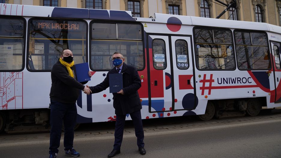 mpk wrocław tramwaj uniwersytet wrocławski