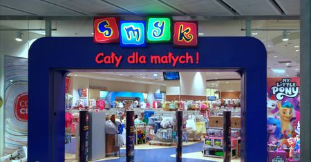 Prezenty nie dojadą? Lawina skarg. Posypały się gromy na popularny sklep