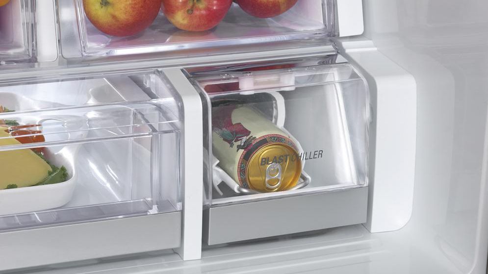 Ta lodówka to prawdziwy skarb kibica [wideo] 1