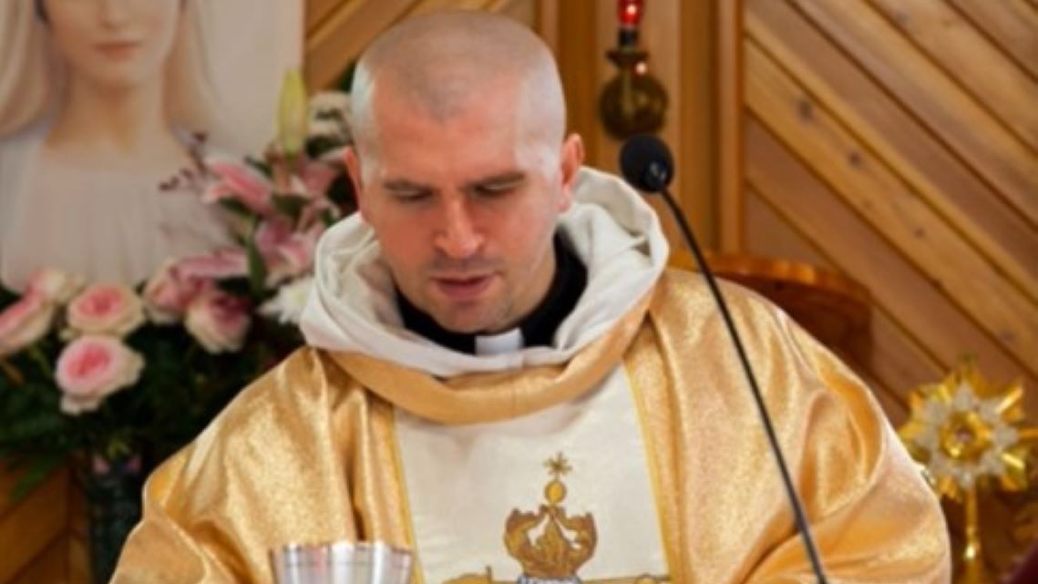 Ks. Galus nie zamierza dostosować się do decyzji Watykanu 