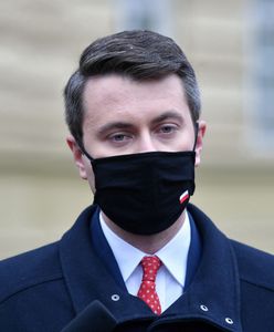 Wniosek o odwołanie szefa pomorskiego sanepidu. Posłanka Lewicy: stoi za tym Piotr Mueller