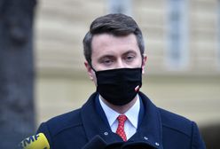 Wniosek o odwołanie szefa pomorskiego sanepidu. Posłanka Lewicy: stoi za tym Piotr Mueller