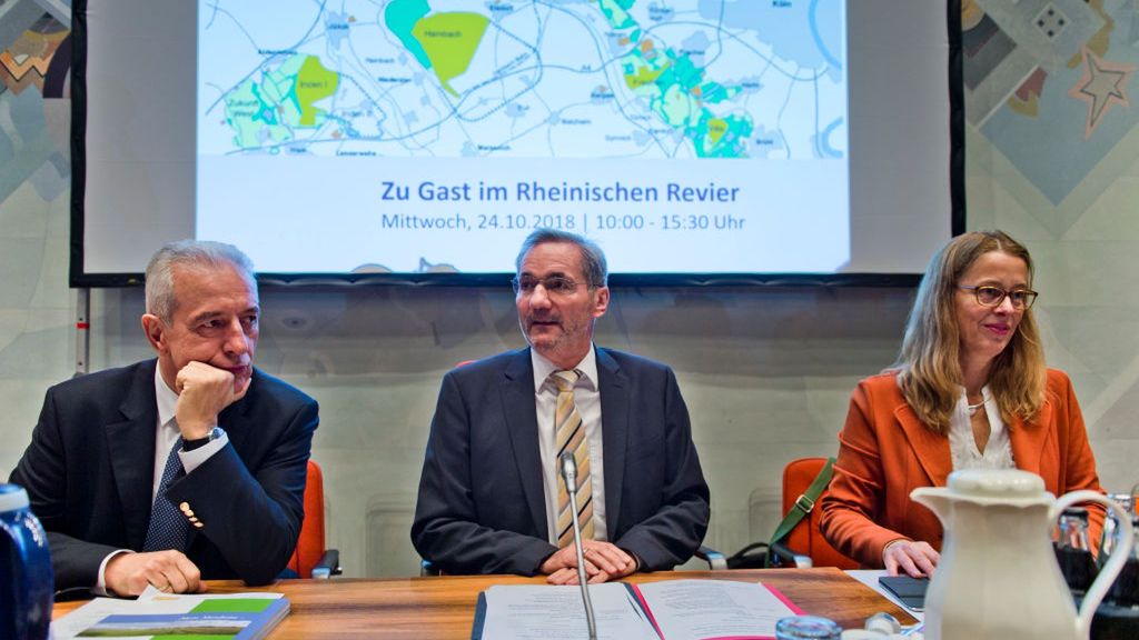 Coal Miners And Energy Workers March For A Fair Energy Policy
BERGHEIM, GERMANY - OCTOBER 24: Stanislaw Tillich, Matthias Platzeck and Barbara Praetorius (L-R), heads of the commission, attend a meeting of the commission from the federal government that is assessing policy needs for the region as Germany seeks to diminish its reliance on coal and move faster towards a higher percentage of energy production from renewable energy sources on October 24, 2018 at Bergheim, Germany. The meeting coincides with a march of coal miners and electricity plant workers to demand a fair energy transition policy. Bergheim and nearby Elsdorf are in an area dominated by open-pit coal mines and some of Europe's biggest greenhouse gas emitting power plants. (Photo by Michael Gottschalk/Getty Images)
Michael Gottschalk