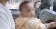 Oburzające nagranie. Małe dziecko za kierownicą mercedesa
