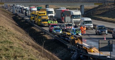 Autostrada do rozbudowy? "Jak najszybciej, bo stanie w korku"