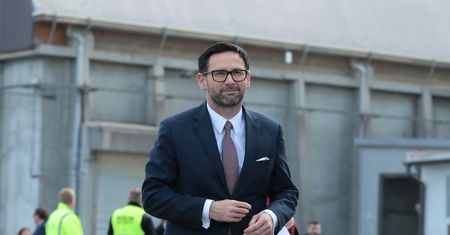 Fuzja państwowych gigantów. Obajtek: wchodzimy do grona 150 największych firm na świecie