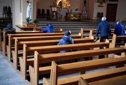 Okładki tygodników. Wierzący jako "gorszy sort"? Lis w obronie katolików