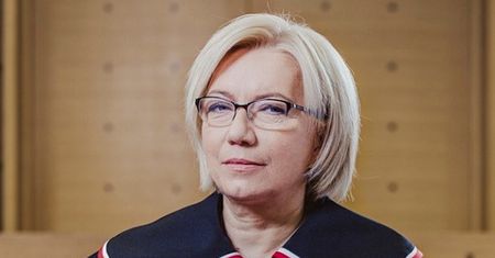 Przyjaciółka Kaczyńskiego pojechała po okulary. Służbową limuzyną z ochroniarzem