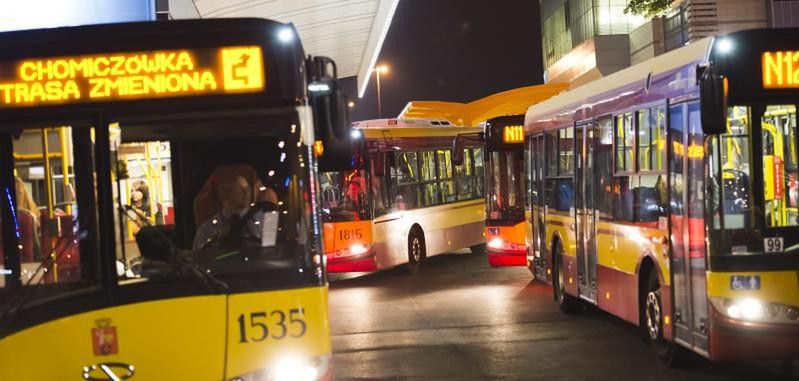 Zmiany w komunikacji na sylwestra. Metro przez całą noc