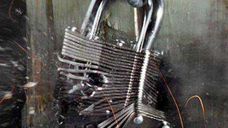 Czy przestrzelenie kłódki naprawdę jest takie łatwe? [wideo] 1