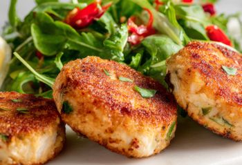 Mieszam 2 produkty i podaję z surówką. Chrupiące i delikatne kotlety, które możesz jeść podczas postu