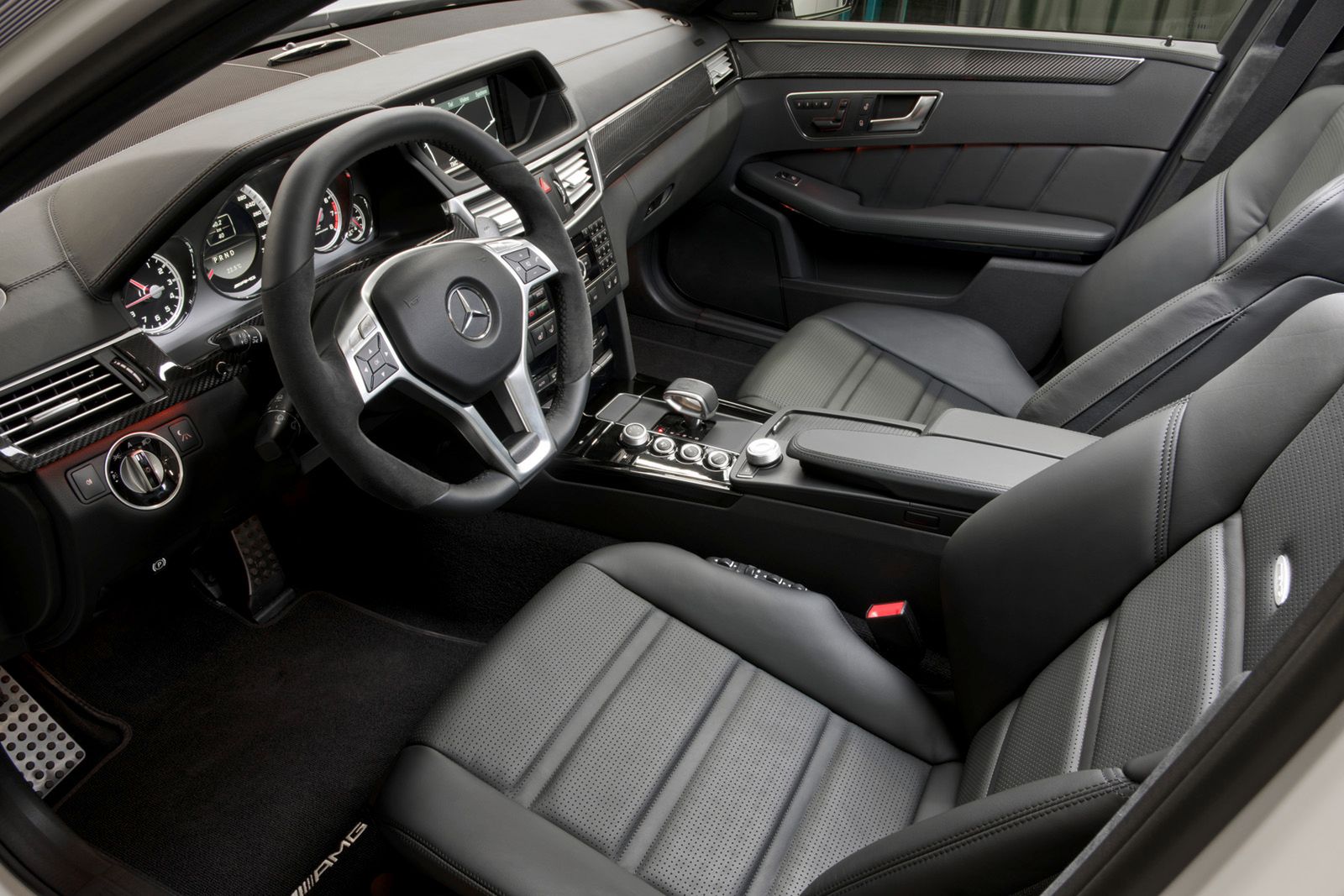 Mercedes E63 W212 AMG