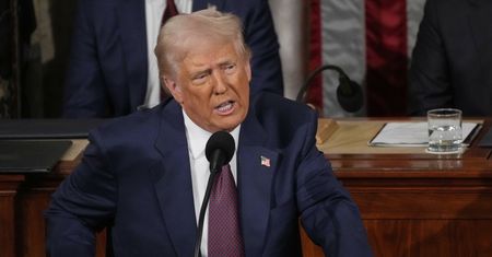 Trump popełnia fatalny błąd? "Podważa siłę nacisku USA"