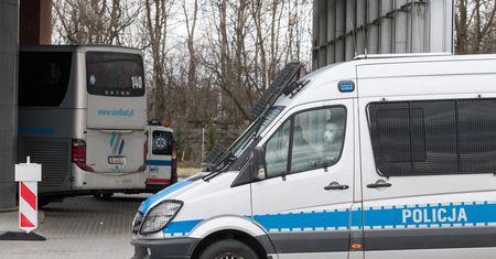 Włocławek. Matka i 10 miesięczna córka znalezione w hotelu. Prokuratura rozpoczyna śledztwo