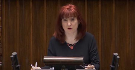 Wpis posłanki oburzył wielu. Tak skomentowała samobójstwo księdza