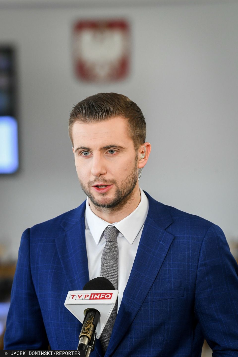 Ujawniamy majątek Miłosza Kłeczka. Współpracownik TVP dysponuje pokaźnym dobytkiem 
