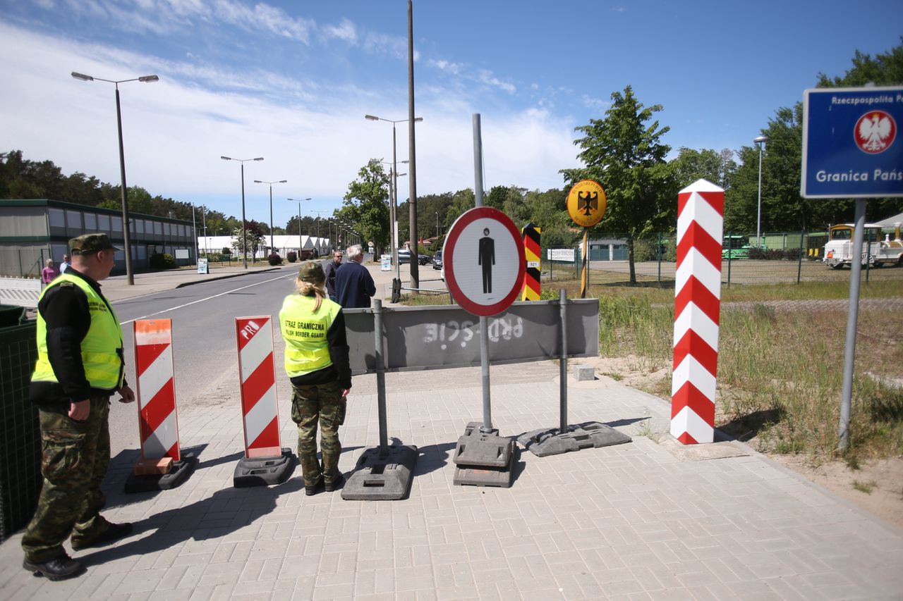 Koronawirus w Polsce i na świecie. Bruksela wzywa kraje Unii Europejskiej do otwarcia granic