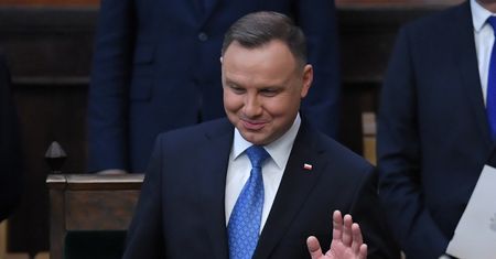 Dodatek solidarnościowy w Sejmie. Posłowie zdecydowali o przyszłości "Dudowego"