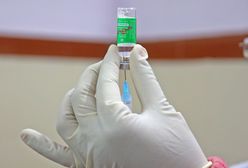 Rezygnują ze szczepionki AstraZeneca. Jasne stanowisko prof. Tomasiewicza