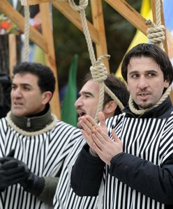 Egzekucja o świcie. Powiesili czterech mężczyzn