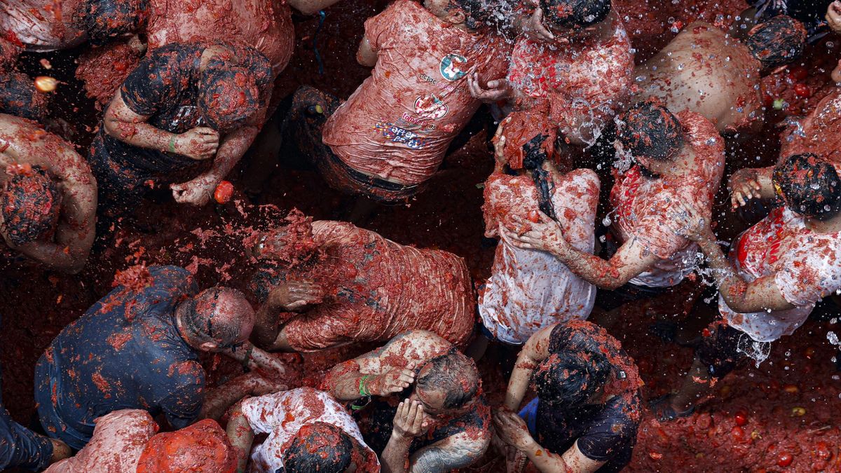 Pomidorowa walka przyciąga tłumy