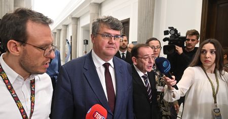 Sąd przekazał akta ws. więzienia Kamińskiego i Wąsika