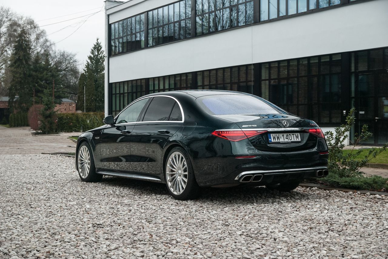 Mercedes-AMG S63 E Performance