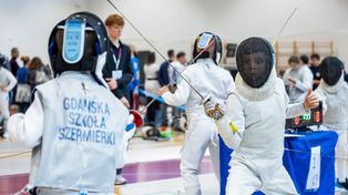 Bydgoszcz: Floreciści walczyli w XXIV Otwartych Mistrzostwach Bydgoszczy. Mamy zdjęcia z Akademickiego Centrum Sportu