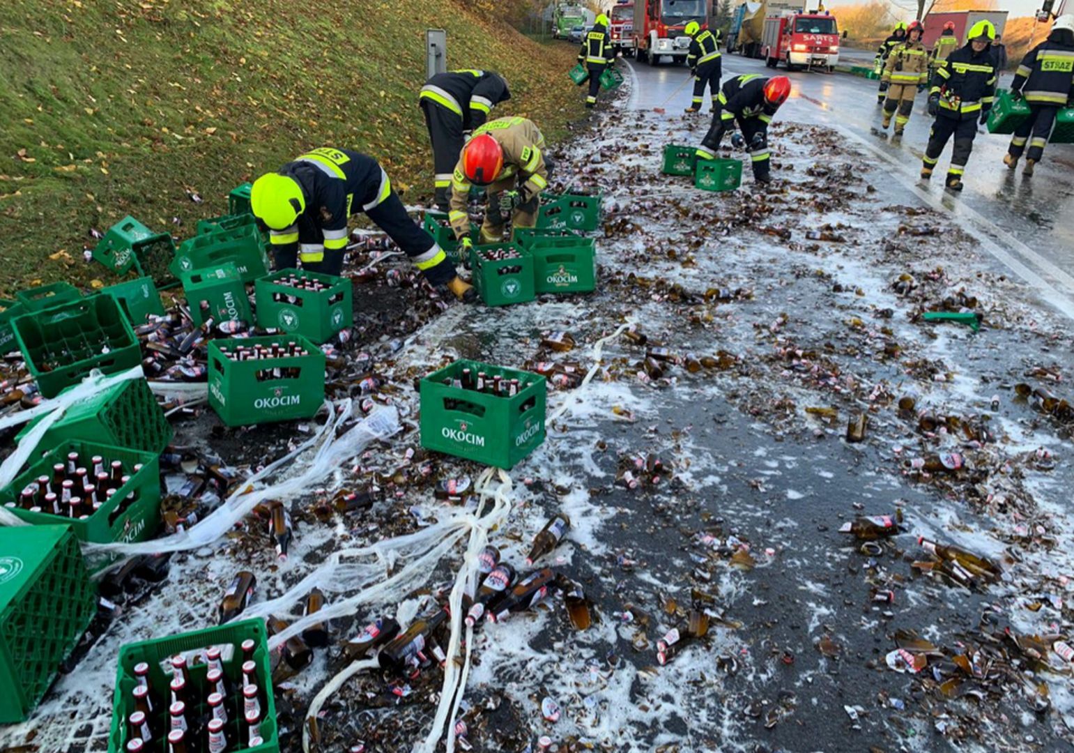 Litry piwa na drodze krajowej nr 10. Zamuruje cię na ten widok