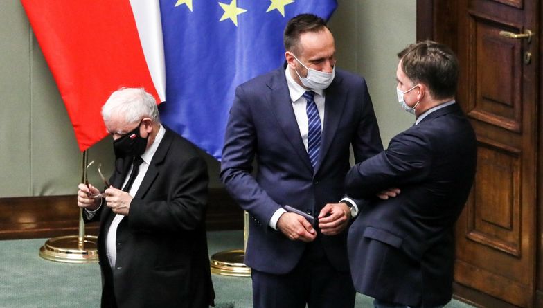 Ustawa wiatrakowa wraca do Sejmu. PiS pójdzie na rękę ziobrystom