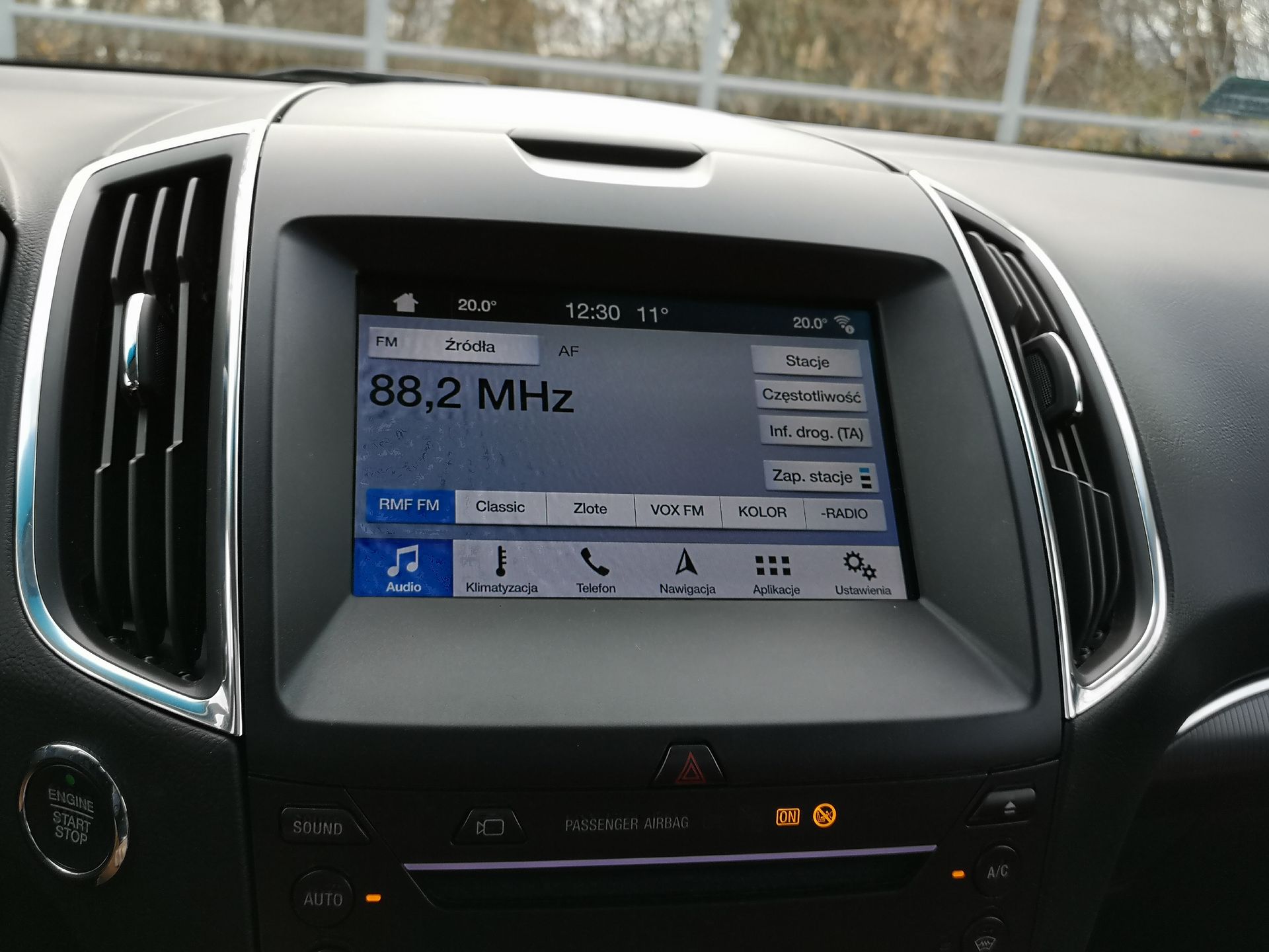 Ford Edge: audio B&O PLAY, wspomaganie parkowania i system Ford SYNC 3 18