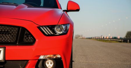 Ford zapowiada nowego Mustanga. Zachowa V8 i manualną skrzynię