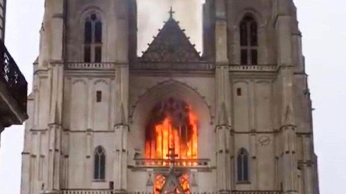 Pożar Katedry św. Piotra i Pawła w Nantes. Wrocław wysyła wyrazy wsparcia