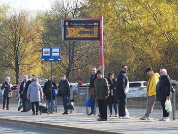 Łódź: Jak wygląda dojazd na cmentarze? Jest bezpłatna komunikacja MPK