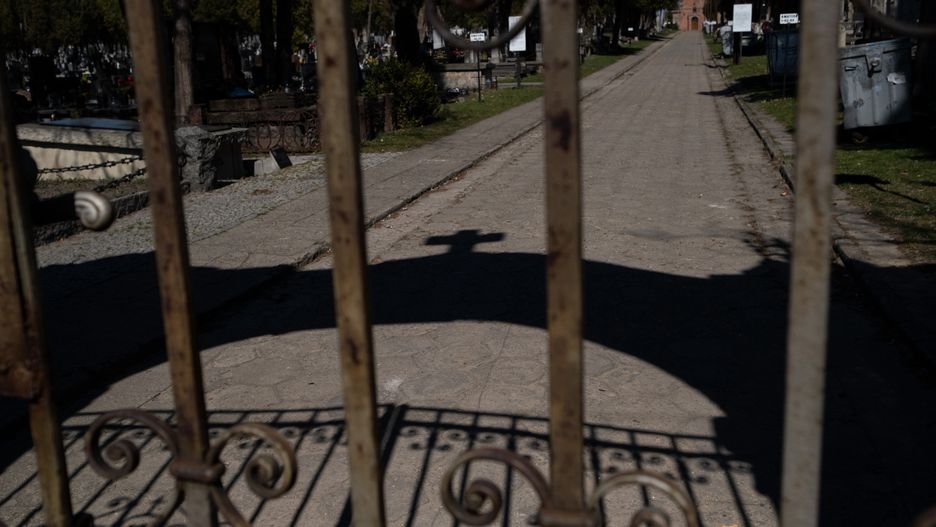 Sanepid pyta o miejsca na masowe pochówki 