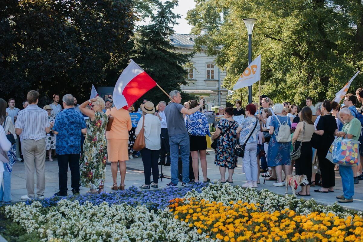 Manifestacja "Nie bądź obojętny" w Lublinie