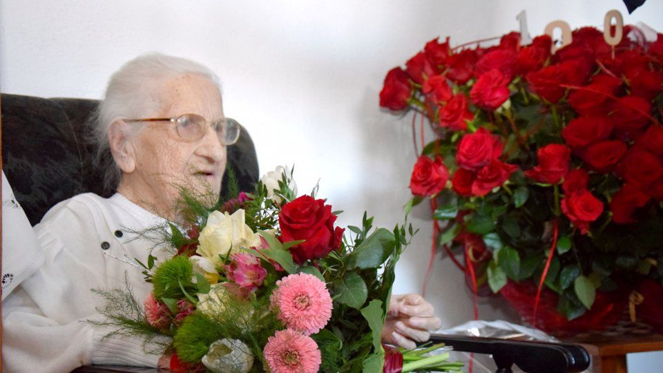 Właśnie skończyła 100 lat. Pani Maria ma radę dla młodych mężatek