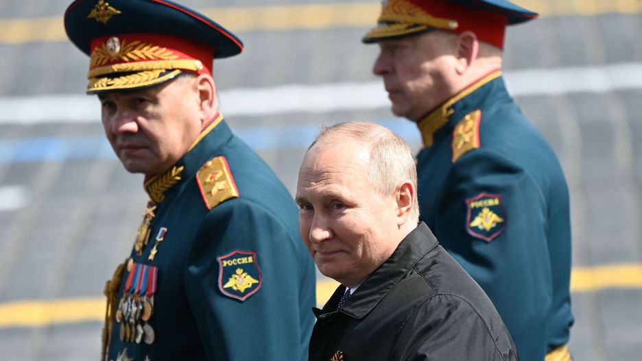 Dzień Zwycięstwa w Moskwie Vladimir Putin i Sergei Shoigu 