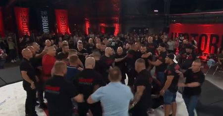 Skandal po walce wieczoru w Polsce. Znany trener dostał butelką w głowę