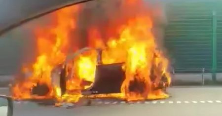 Pożar na A1. Porsche doszczętnie spłonęło