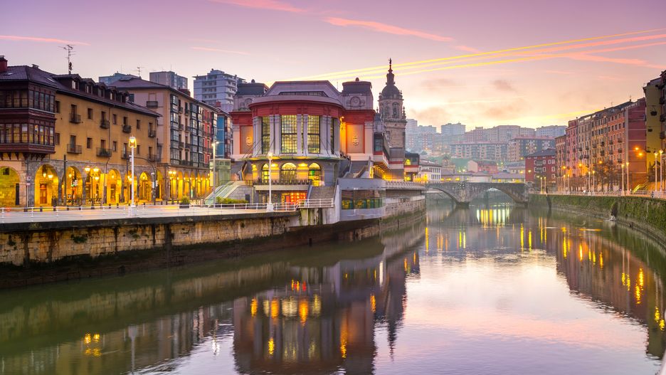 Bilbao to także wiele uroczych miejsc, którymi warto pospacerować