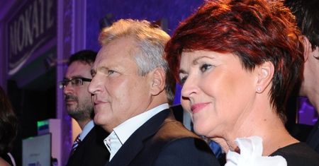 Fakt: "Kwaśniewscy kupili mieszkanie za 1235 zł!"
